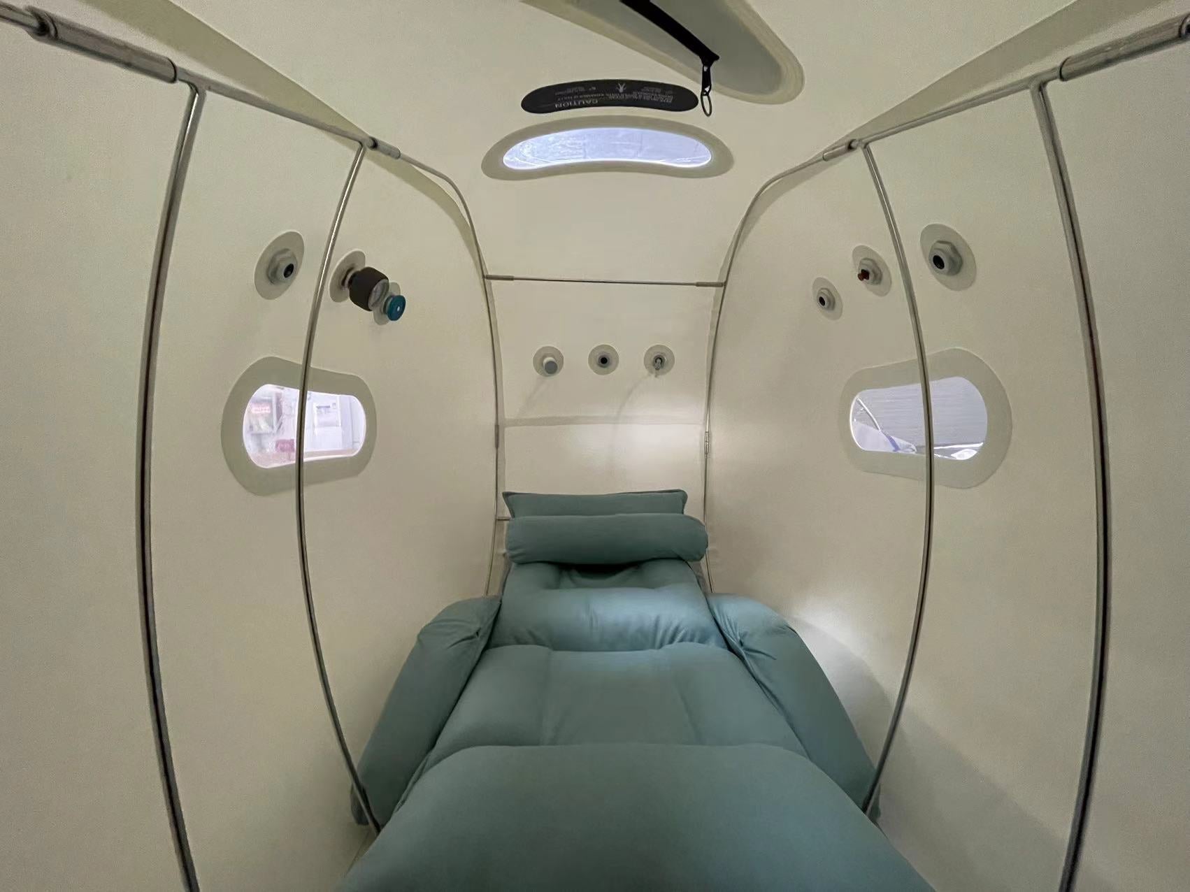 TimePod Air 1.5 ATA Pro – Soft-Shell Seated Hyperbaric Chamber | MedEq Fitness