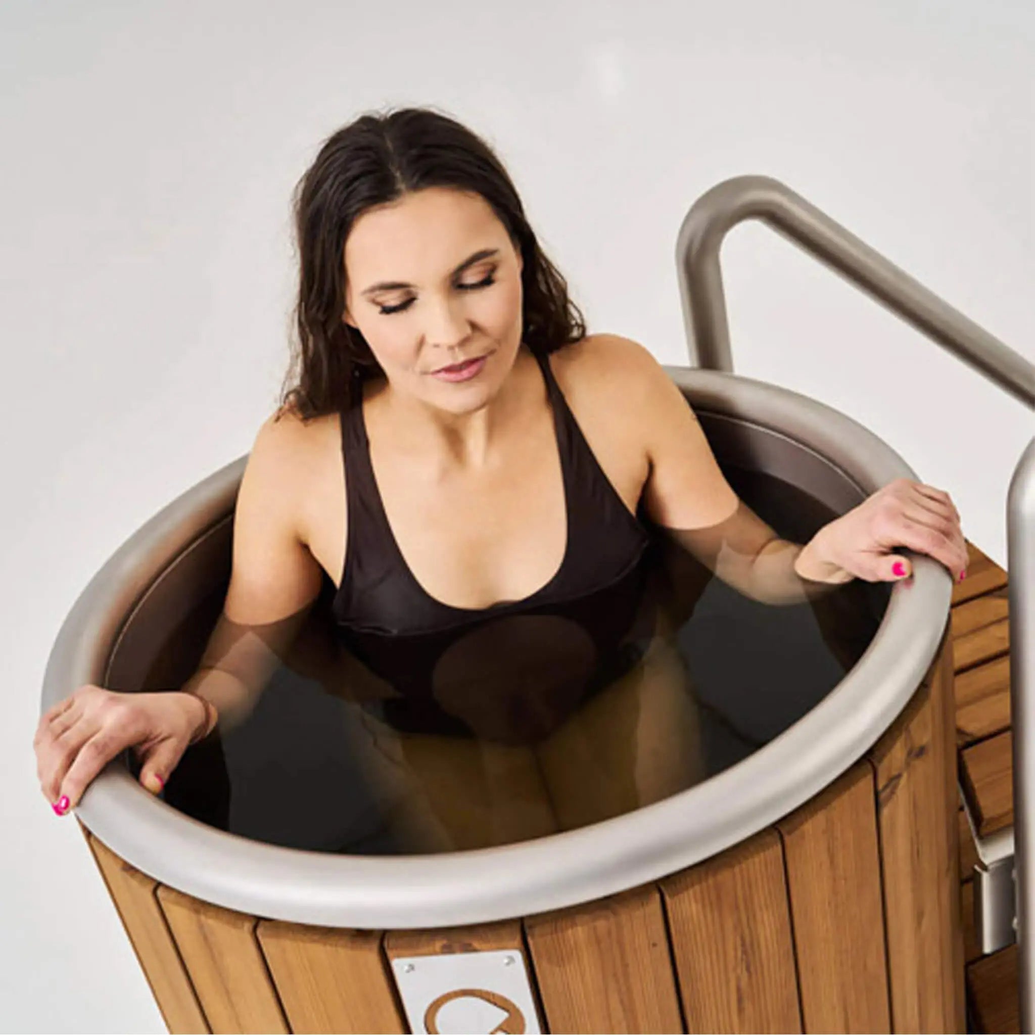 Icetubs IceBarrel Thermowood And Fiberglass Cold Plunge Immersion Tub (SAK68129) SAKSBY WHOLESALE