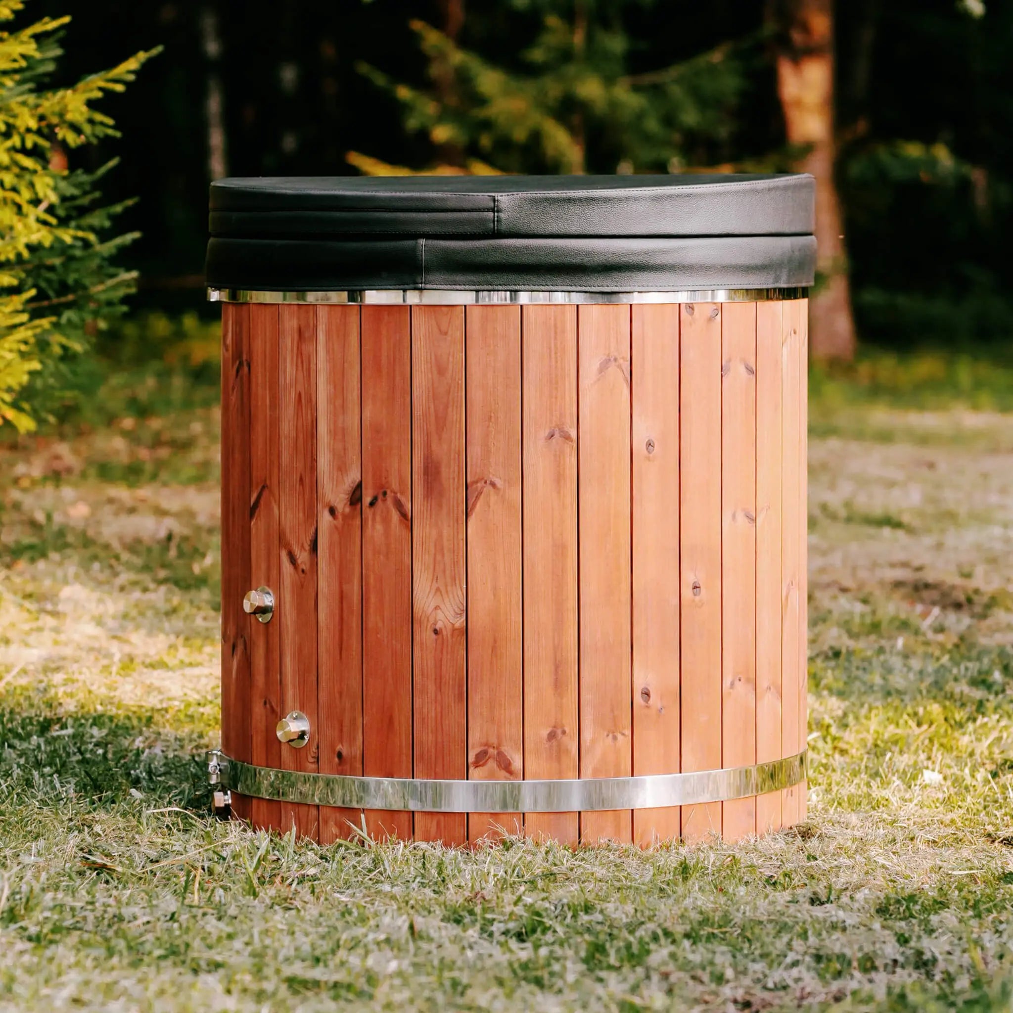 Premium 1-Person Fully-Assembled ThermoWood Cold Plunge Tub (SAK80914) SAKSBY WHOLESALE